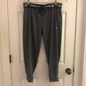 Nike Training/Athletic/Athleisure Jogger Pants, NWT!